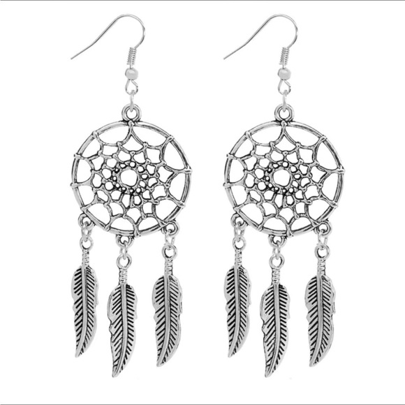 DreamCatcher Earrings Boho Western Feather Pendant Pierced Dangle Drop Silver - Picture 3 of 9